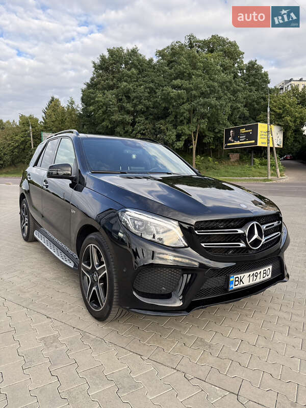 Внедорожник / Кроссовер Mercedes-Benz GLE-Class 2017 в Киеве