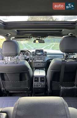 Внедорожник / Кроссовер Mercedes-Benz GLE-Class 2016 в 