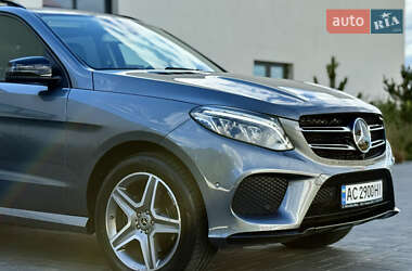 Внедорожник / Кроссовер Mercedes-Benz GLE-Class 2017 в 
