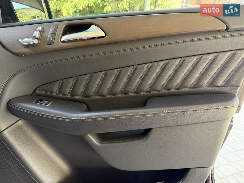 Позашляховик / Кросовер Mercedes-Benz GLE-Class 2015 в Кропивницькому