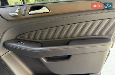 Позашляховик / Кросовер Mercedes-Benz GLE-Class 2015 в  фото 16 Позашляховик / Кросовер Mercedes-Benz GLE-Class 2015 в