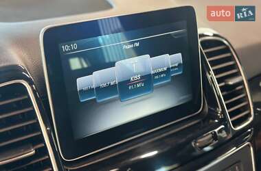 Внедорожник / Кроссовер Mercedes-Benz GLE-Class 2017 в 