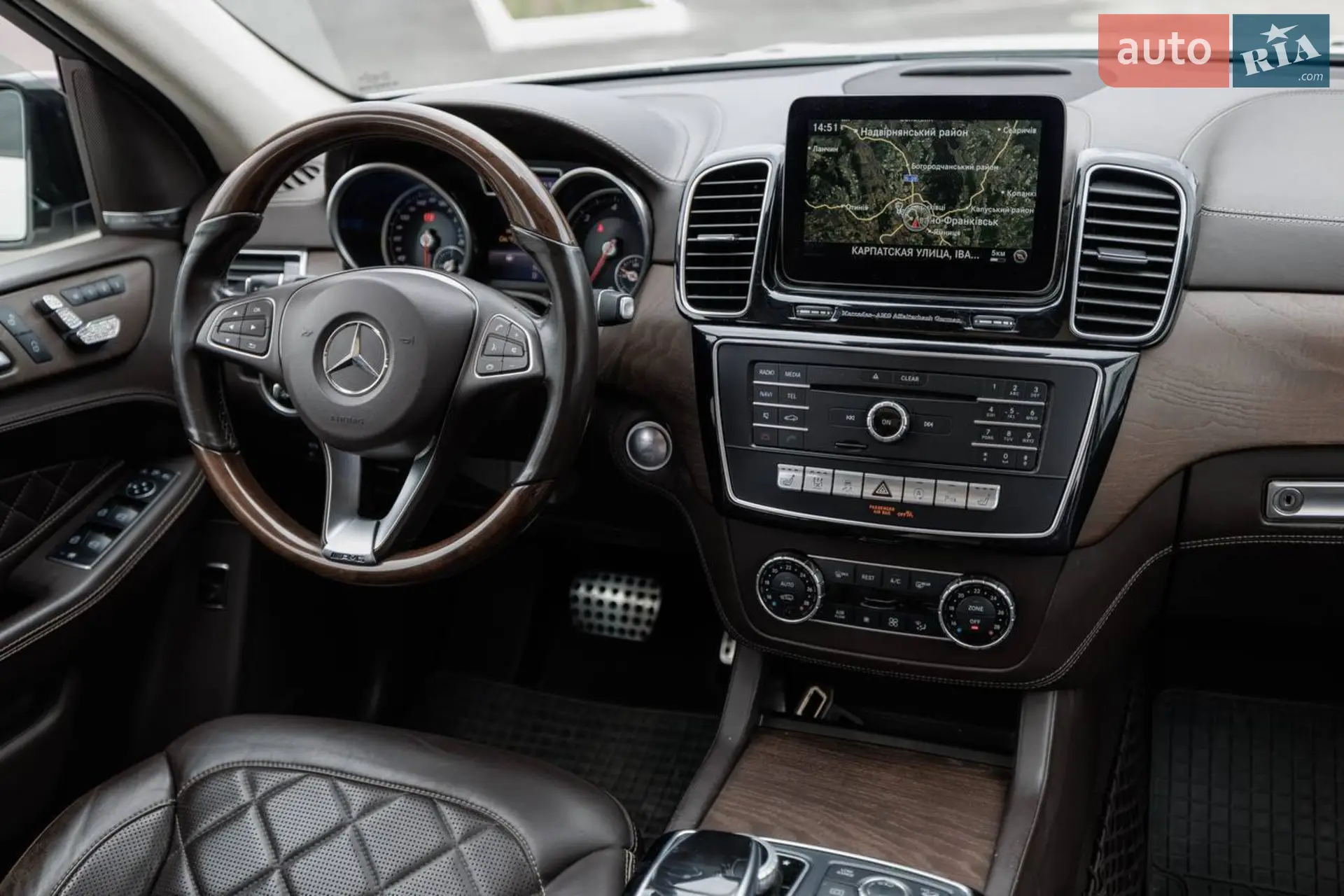 2016 Mercedes-Benz GLE - мініатюра 18