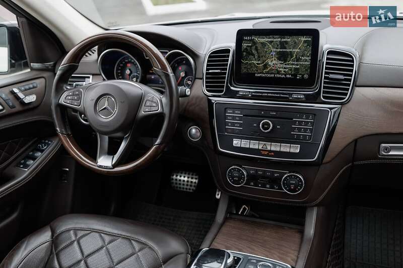 Внедорожник / Кроссовер Mercedes-Benz GLE-Class 2016 в Брошневе