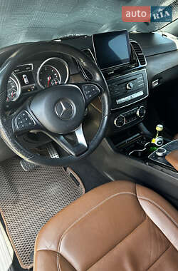 Внедорожник / Кроссовер Mercedes-Benz GLE-Class 2017 в 