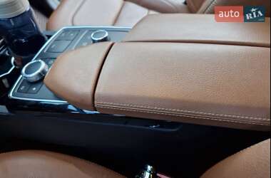 Внедорожник / Кроссовер Mercedes-Benz GLE-Class 2017 в 