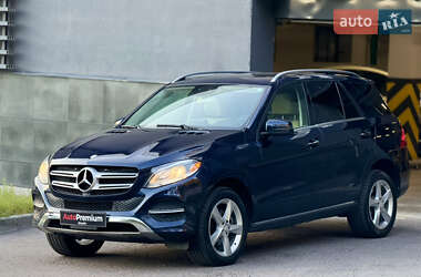 Внедорожник / Кроссовер Mercedes-Benz GLE-Class 2016 в 
