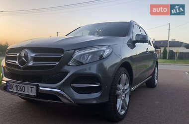 Внедорожник / Кроссовер Mercedes-Benz GLE-Class 2016 в Ровно
