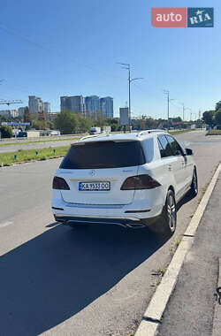 Внедорожник / Кроссовер Mercedes-Benz GLE-Class 2016 в 
