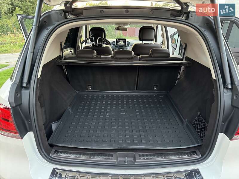 Позашляховик / Кросовер Mercedes-Benz GLE-Class 2017 в Києві фото 31 Позашляховик / Кросовер Mercedes-Benz GLE-Class 2017 в Києві