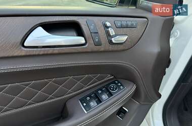 Внедорожник / Кроссовер Mercedes-Benz GLE-Class 2017 в 