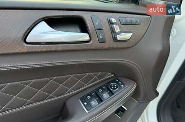 Внедорожник / Кроссовер Mercedes-Benz GLE-Class 2017 в 