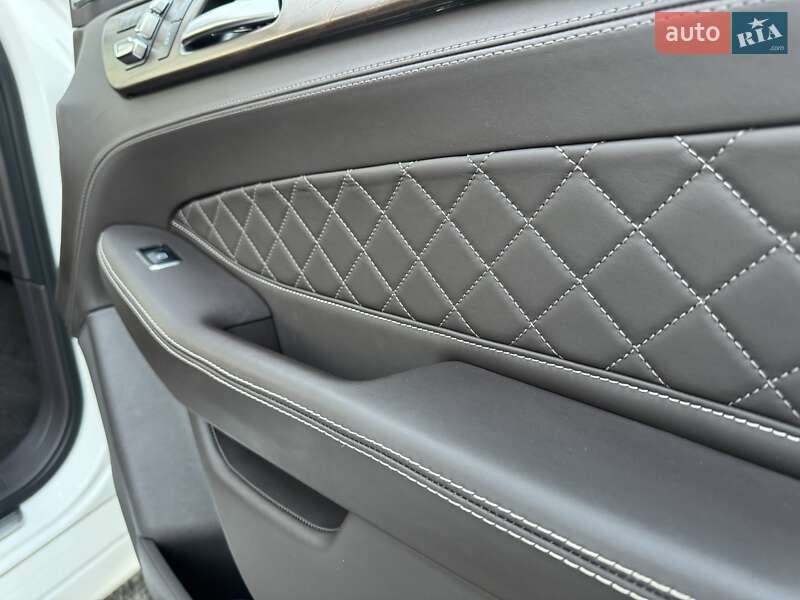 Позашляховик / Кросовер Mercedes-Benz GLE-Class 2017 в Києві фото 62 Позашляховик / Кросовер Mercedes-Benz GLE-Class 2017 в Києві