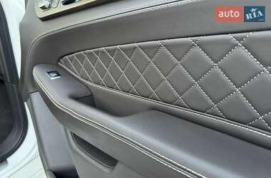 Внедорожник / Кроссовер Mercedes-Benz GLE-Class 2017 в 