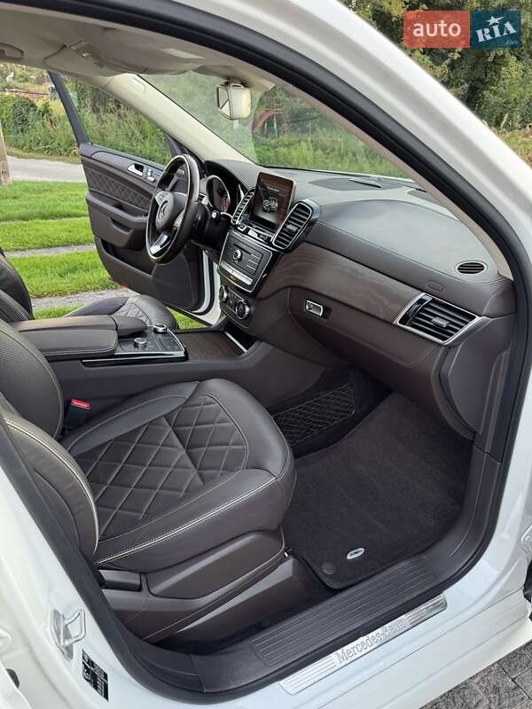 Позашляховик / Кросовер Mercedes-Benz GLE-Class 2017 в Києві фото 68 Позашляховик / Кросовер Mercedes-Benz GLE-Class 2017 в Києві