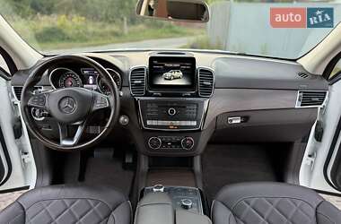 Внедорожник / Кроссовер Mercedes-Benz GLE-Class 2017 в 