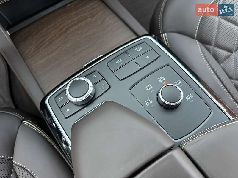 Позашляховик / Кросовер Mercedes-Benz GLE-Class 2017 в Києві фото 87 Позашляховик / Кросовер Mercedes-Benz GLE-Class 2017 в Києві