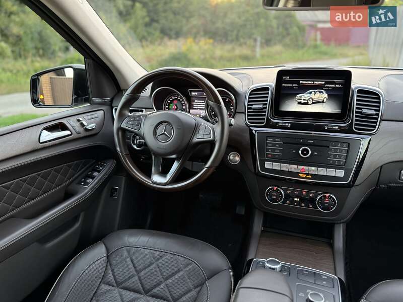Позашляховик / Кросовер Mercedes-Benz GLE-Class 2017 в Києві фото 72 Позашляховик / Кросовер Mercedes-Benz GLE-Class 2017 в Києві