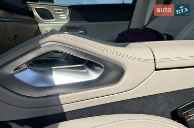 Внедорожник / Кроссовер Mercedes-Benz GLE-Class 2019 в 
