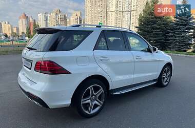 Внедорожник / Кроссовер Mercedes-Benz GLE-Class 2017 в 