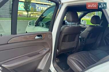 Внедорожник / Кроссовер Mercedes-Benz GLE-Class 2017 в 