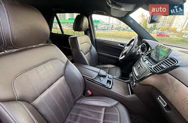 Внедорожник / Кроссовер Mercedes-Benz GLE-Class 2017 в 