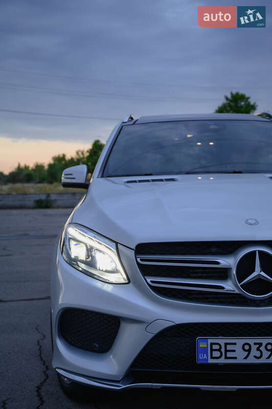 Внедорожник / Кроссовер Mercedes-Benz GLE-Class 2016 в Николаеве