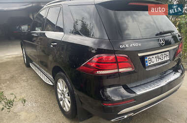 Внедорожник / Кроссовер Mercedes-Benz GLE-Class 2018 в 