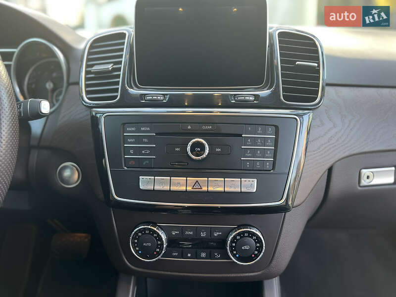 Позашляховик / Кросовер Mercedes-Benz GLE-Class 2015 в Харкові