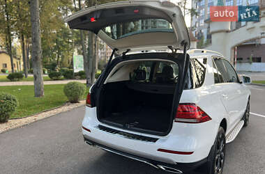 Внедорожник / Кроссовер Mercedes-Benz GLE-Class 2015 в 