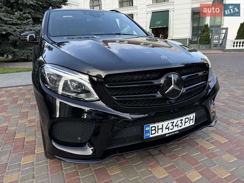 Внедорожник / Кроссовер Mercedes-Benz GLE-Class 2018 в 