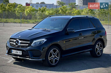 Внедорожник / Кроссовер Mercedes-Benz GLE-Class 2016 в Киеве