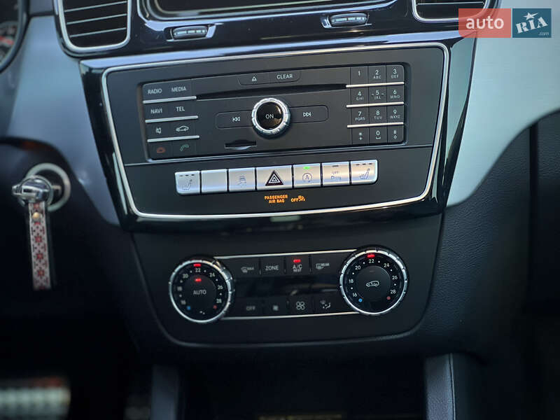 Позашляховик / Кросовер Mercedes-Benz GLE-Class 2016 в Києві