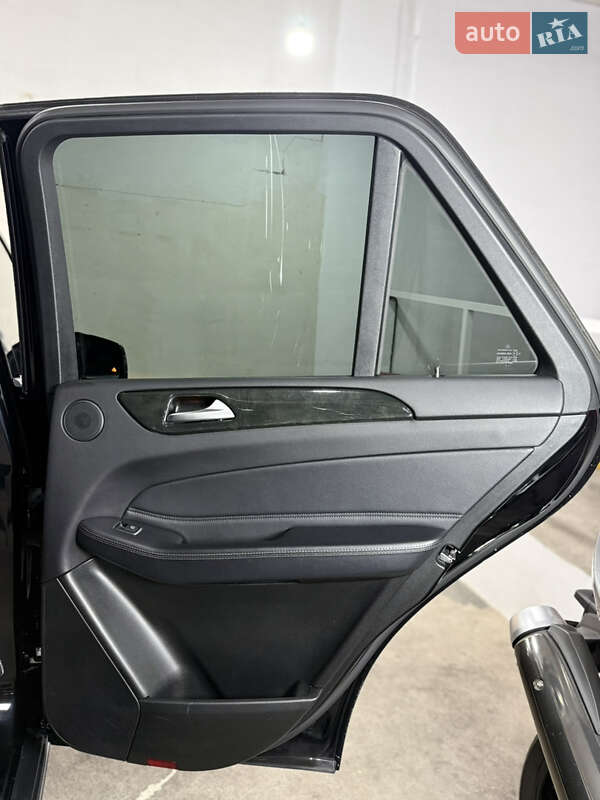 Внедорожник / Кроссовер Mercedes-Benz GLE-Class 2018 в Одессе фото 29 Внедорожник / Кроссовер Mercedes-Benz GLE-Class 2018 в Одессе