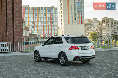 Внедорожник / Кроссовер Mercedes-Benz GLE-Class 2016 в 