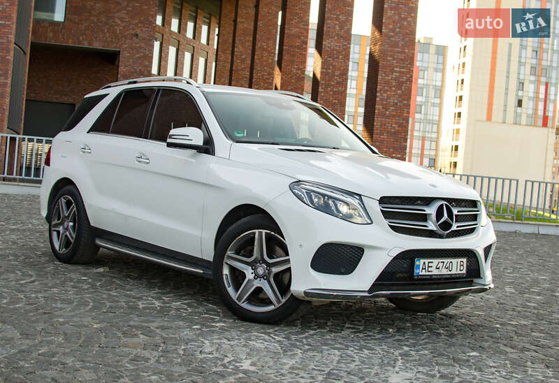 Внедорожник / Кроссовер Mercedes-Benz GLE-Class 2016 в Днепре