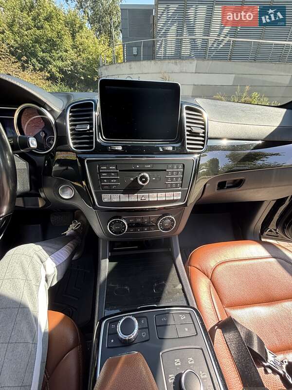 Внедорожник / Кроссовер Mercedes-Benz GLE-Class 2015 в Киеве фото 12 Внедорожник / Кроссовер Mercedes-Benz GLE-Class 2015 в Киеве