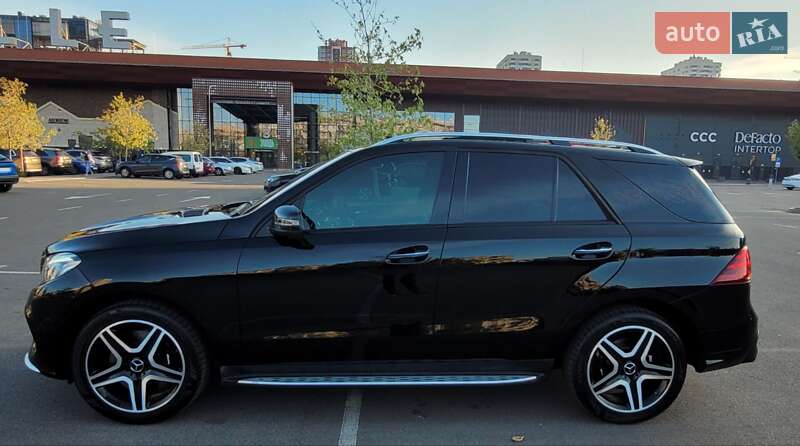 Позашляховик / Кросовер Mercedes-Benz GLE-Class 2017 в Києві фото 28 Позашляховик / Кросовер Mercedes-Benz GLE-Class 2017 в Києві