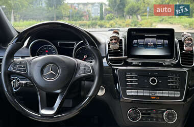 Внедорожник / Кроссовер Mercedes-Benz GLE-Class 2015 в 