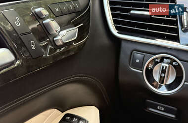 Внедорожник / Кроссовер Mercedes-Benz GLE-Class 2015 в 