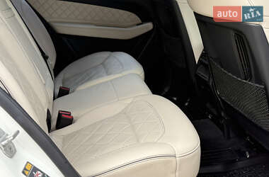 Внедорожник / Кроссовер Mercedes-Benz GLE-Class 2015 в 