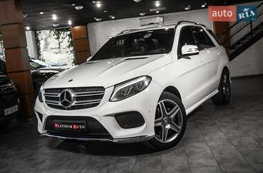 Позашляховик / Кросовер Mercedes-Benz GLE-Class 2016 в 