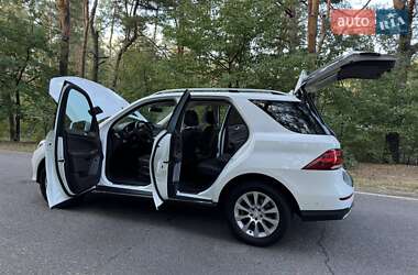 Внедорожник / Кроссовер Mercedes-Benz GLE-Class 2015 в 