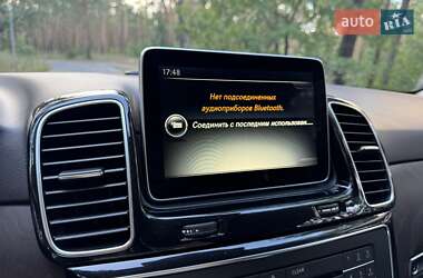 Внедорожник / Кроссовер Mercedes-Benz GLE-Class 2015 в 