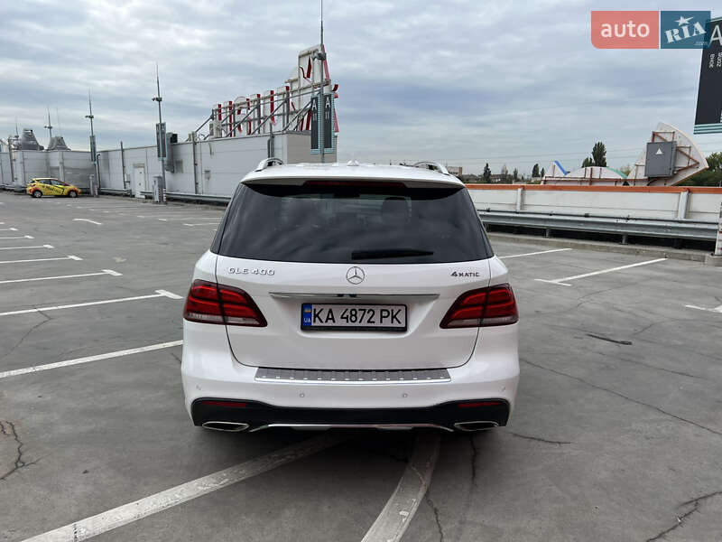 Позашляховик / Кросовер Mercedes-Benz GLE-Class 2016 в Києві фото 12 Позашляховик / Кросовер Mercedes-Benz GLE-Class 2016 в Києві