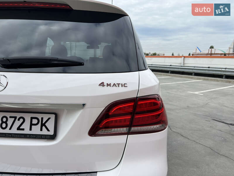 Позашляховик / Кросовер Mercedes-Benz GLE-Class 2016 в Києві фото 15 Позашляховик / Кросовер Mercedes-Benz GLE-Class 2016 в Києві