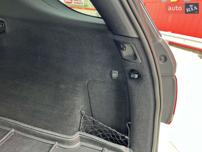 Позашляховик / Кросовер Mercedes-Benz GLE-Class 2016 в Києві фото 20 Позашляховик / Кросовер Mercedes-Benz GLE-Class 2016 в Києві