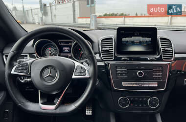 Внедорожник / Кроссовер Mercedes-Benz GLE-Class 2016 в Киеве