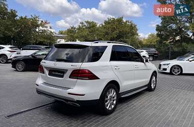Внедорожник / Кроссовер Mercedes-Benz GLE-Class 2017 в 