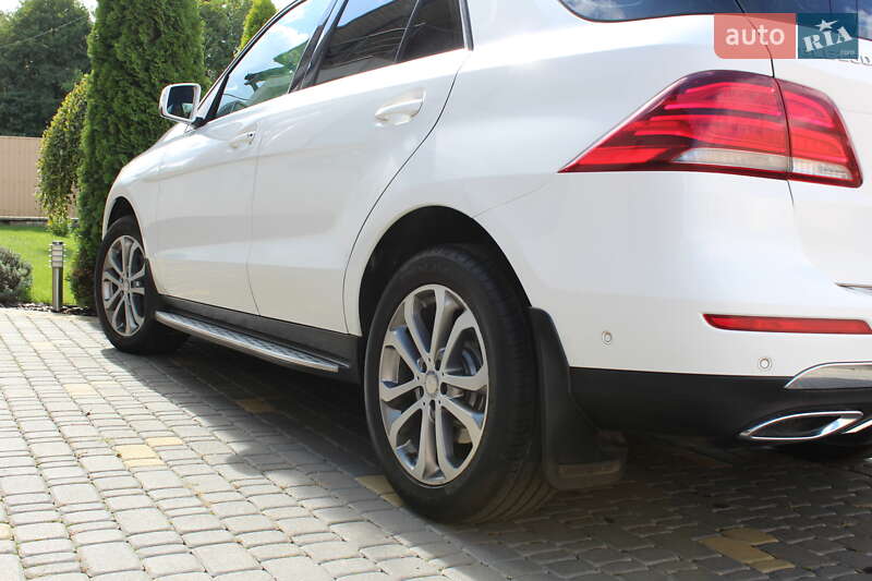 Позашляховик / Кросовер Mercedes-Benz GLE-Class 2016 в Шептицькому фото 7 Позашляховик / Кросовер Mercedes-Benz GLE-Class 2016 в Шептицькому